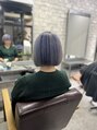 ココン(Cocon)&nbsp;グレー×ブルーメッシュ。デザイン系個性派カラー