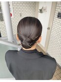 アップヘア　シニヨン　タイトシニヨン　参列ヘア