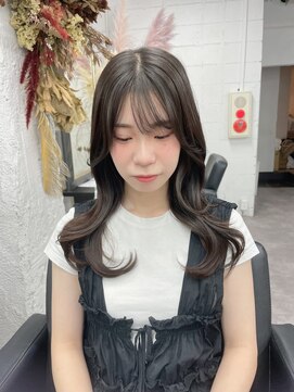 リラ(LILAC) レイヤーカット/ワンカール/顔周りレイヤー/20代/30代