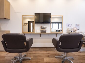 ガムシロ(gamushiro)の写真/白髪もおしゃれ染め感覚で染められる!髪質・ダメージに合わせた施術で、艶のある綺麗な仕上がりに◎