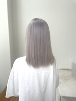 ヘアーデザインルアナ(Hair design Luana.)&nbsp;ホワイトシルバー