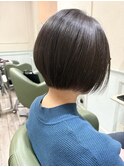 ショートボブ