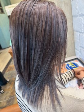 クイーンズゲート RITZ店(Queens's gate) ラベンダーグレー×レイヤーボブ