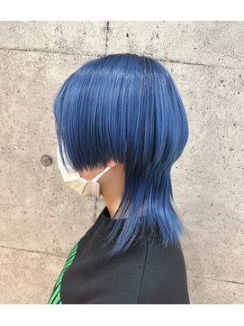 ライフ 本店(LIFE) 透明感ブルー個性派ウルフ