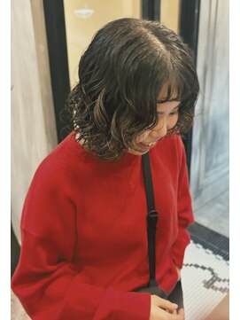 クイン(qin) オン眉ボブパーマ