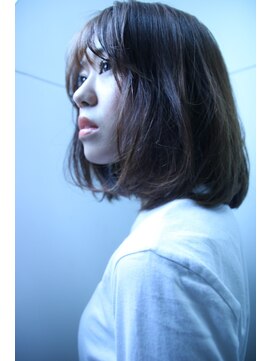 ブーケ(BOUQUET) トゥルルントリートメント サラサラ台形ボブ アゴ下ライン