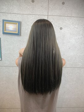 リノ(Lino) ツヤ感ロング