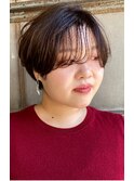 長めの前髪が可愛い柔らかな質感のハンサムショート！