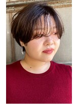 ミルコ バイ クラク(MIRUCO by KURAKU)&nbsp;長めの前髪が可愛い柔らかな質感のハンサムショート！