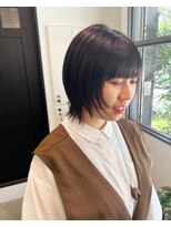 ジラソル(girasol)&nbsp;ボブレイヤー　レイヤーカット　ショートレイヤー　顔周りカット