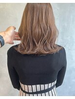 キチ(kichi.)&nbsp;[kichi.] ミディアム×くすみベージュ