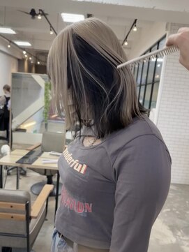 イェッカ パビル(YECCA pabil) アンブレラカラーホワイト×ブラック（ブリーチ2回）