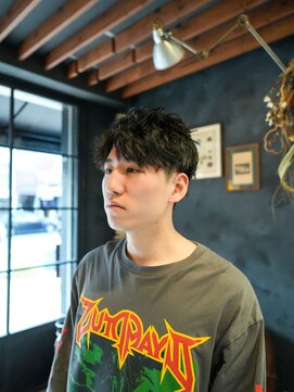 フロー(Flow) ツイストスパイラルパーマツーブロックツイストパーマ