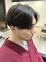 ヒュイル バイ ニアウ(Hwyl by Niau)&nbsp;メンズマッシュセンターパートスパイラルパーマニュアンスパーマ