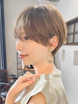 ハルキミナト ジャパン トウキョウ(HARUKI MINATO japan TOKYO) 20代30代40代50代耳かけショート前髪なしハンサムショートカット