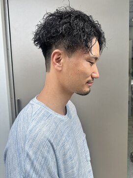 ヘアー アイス カンナ(HAIR ICI Canna) 20代30代メンズツイストパーマ束感トラッドオシャレ感ショート