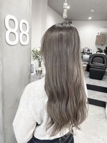 エイティエイト(88)&nbsp;赤みなしグレージュ