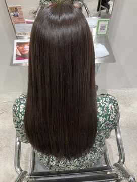 フィグバイアルテフィーチェ(fig by artefice) 高濃度水素ホリスティック縮毛矯正