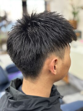 理容ナカザワ ツーブロックスタイル