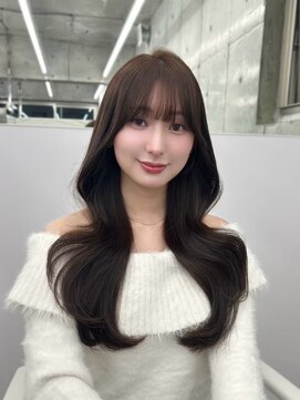 エヌアイ オモテサンドウ(ni omotesando) ぱっつん前髪×韓国風くびれレイヤーカット♪ 透明感カラー