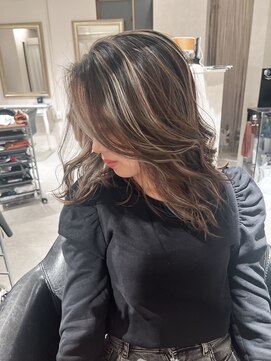 ジーレ(jiire) フェイスフレーミングハイライト