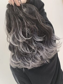 グロウ 大井町(grow) 《grow 大井町》レイヤー×ホワイトグラデーション