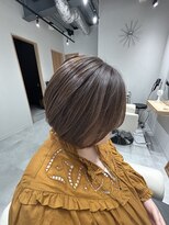 レディオ ザ イシン(LeDio the ISIN) オリーブグレージュで透明感カラー