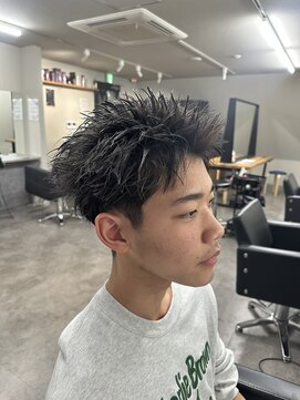 ネイバー 立川(Neighbor) スパイキーショート