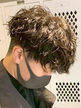 デプト(DEPT.) ツイストパーマメンズパーマ波巻きパーマシャドウパーマ佐賀