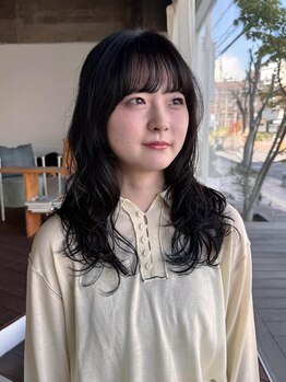 グラス(glass)の写真/新発想の水素トリートメント！髪と地肌から老化物質を除去して子供のころのような軽いツヤ髪になれます♪