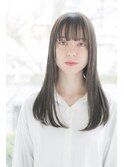 大人可愛い★カットラインが美しいロングヘア