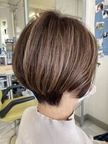 ベストヘアー 上本郷店 丸みショート×ハイライトカラー【松戸市　上本郷　BEST HAIR】