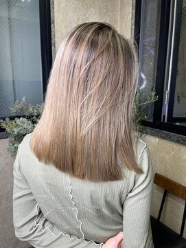 レニーバイエース(LANY by ACE) 【LANY 横浜】切りっぱなしロブ×シャドールーツ