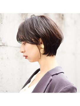 アトリエ フェム(atelier.fem) 柔らかなくびれのオシャレショート