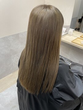 トゥーリ 長崎住吉店(tuuli) ベージュ☆ 西めぐみ