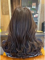 イスト(hair salon ist)&nbsp;大人レイヤー　アッシュカラー　グレージュ　ゆるふわパーマ