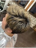 イエローベージュ×シャドールーツ