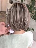 ネハス(nehus.)&nbsp;ハイライトバレイヤージュショートボブ20代30代40代