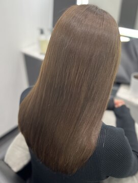 ピリオド 赤坂(Period.) ロングヘアーアッシュベージュ髪質改善 赤坂見附