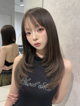 ルームバイシー 新宿(Loom. by Sea) ミニウルフ×チェリーブラウン[夏/イメチェン]