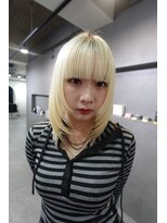 ワンズオゼ 渋谷(ONE's oze)&nbsp;抜きっぱなしブロンド  ×  レイヤー