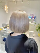 ステラ ヘア デザイン サロン(STELLA hair design salon)&nbsp;切りっぱなしボブ×ハイトーンカラー 【由比藤】