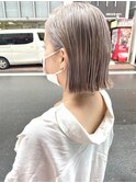 切りっぱなしボブ★ホワイトベージュ