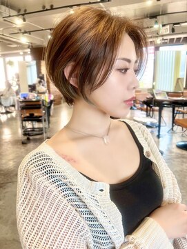 セラ(cella) くびれと丸みの大人ショート【岡村大介】