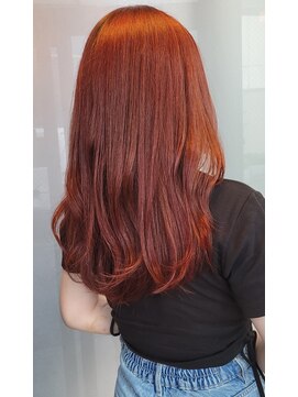 アインス 高田馬場(eins) レッドカラー