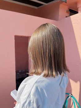 アミー(Hair make amiy)の写真/白髪が気になり始めたお客様にダメージレスなうる艶カラーがお勧め☆カラーバリエーション豊富な白髪染め◎
