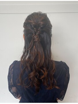 ビーワールド(B WORLD) パーティーハーフアップ