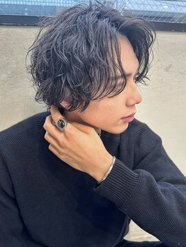 トルネード(TORNADO) 外国人風スパイラルミディアムパーマ 韓国メンズ ツイスパ A0306