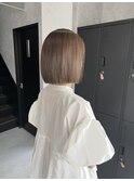 ボブ×ベージュカラー