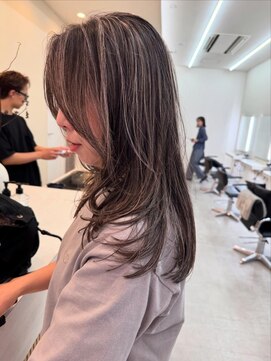 フェメ 立川(PHEME) 【大人ハイライトカラー】